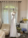 Retro White V-neck Spaghetti Strap Design Elegant Satin Evening Dress Prom Dress HZ0319