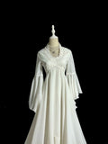Elegant Wedding Dress A Line Crew Neck Long Sleeve Wedding Dress HZ0319