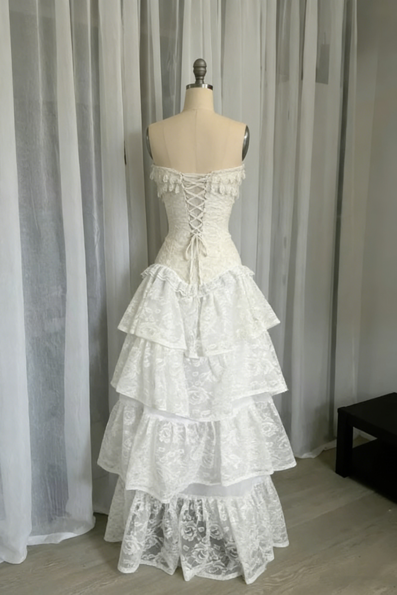 White Strapless A-Line Lace Long Party Dresses Vintage Wedding Dresses, HZ0319